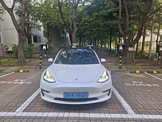 TESLA MODEL 3 2021
