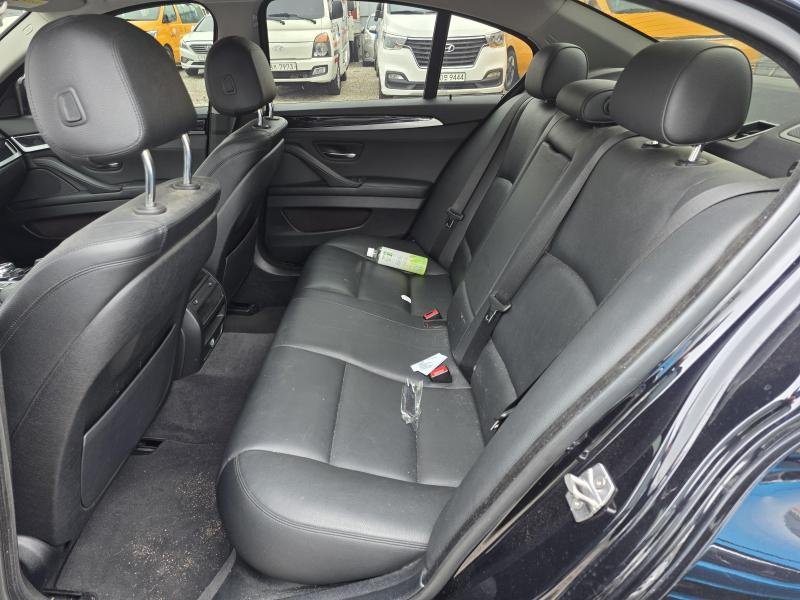BMW 5-SERIES F10 2016