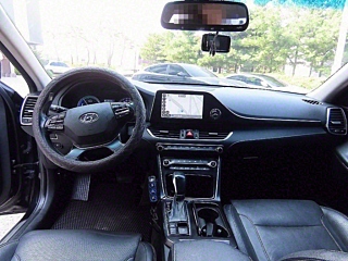HYUNDAI GRANDEUR IG HYBRID 2018
