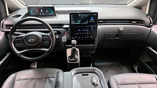 HYUNDAI STARIA 2024