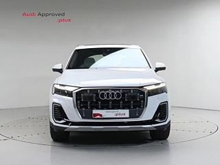 AUDI Q7 4M 2024
