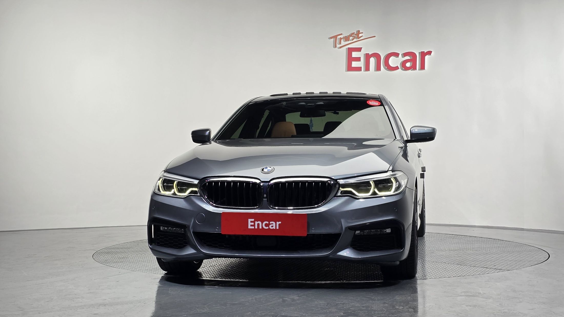 BMW 5-SERIES G30 2017