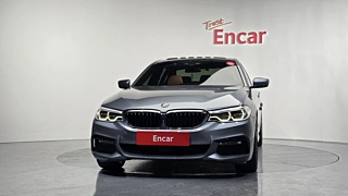 BMW 5-SERIES G30 2017