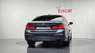 BMW 5-SERIES G30 2017