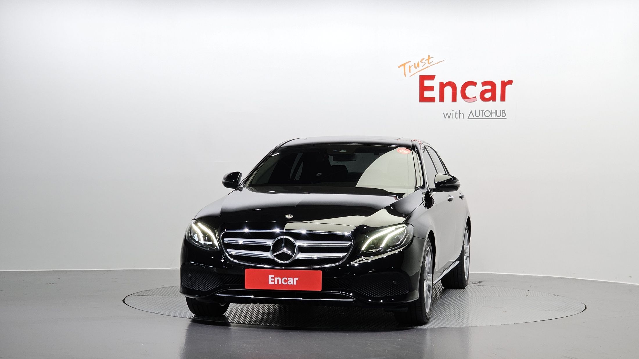 MERCEDES BENZ E-CLASS W213 2018