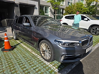 BMW 5-SERIES G30 2019