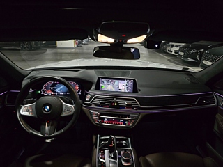 BMW 7-SERIES G11 2021
