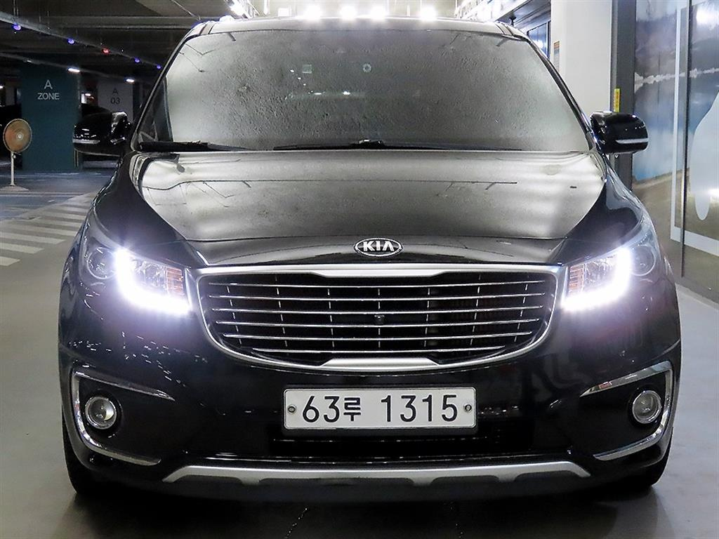 KIA CARNIVAL 2017