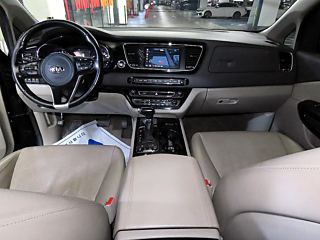 KIA CARNIVAL 2017