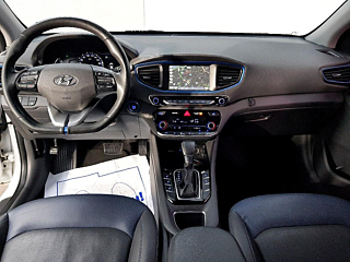 HYUNDAI IONIQ HYBRID 2016