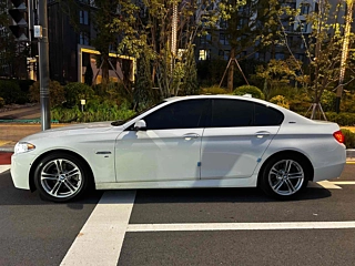 BMW 5-SERIES F10 2016