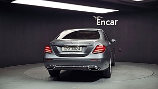 MERCEDES BENZ E-CLASS W213 2019