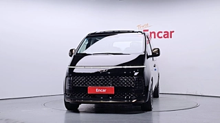 HYUNDAI STARIA 2025