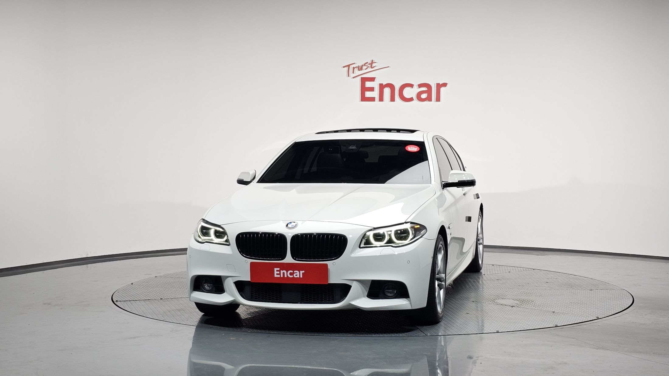 BMW 5-SERIES F10 2016
