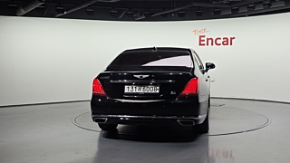 GENESIS EQ900 2016