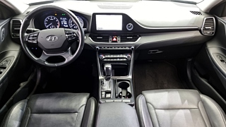 HYUNDAI GRANDEUR IG 2017