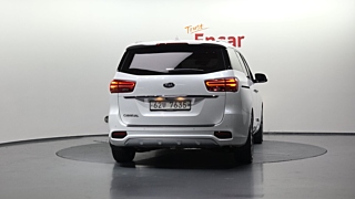 KIA CARNIVAL 2019