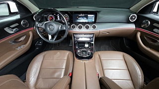 MERCEDES BENZ E-CLASS W213 2017