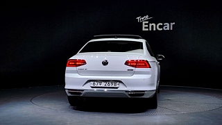 VOLKSWAGEN PASSAT GT B8 2018