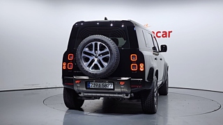 LAND ROVER DEFENDER L663 2024