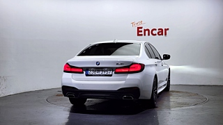 BMW 5-SERIES G30 2022