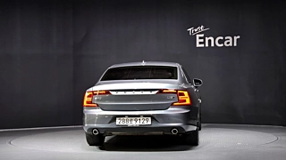 VOLVO S90 2019