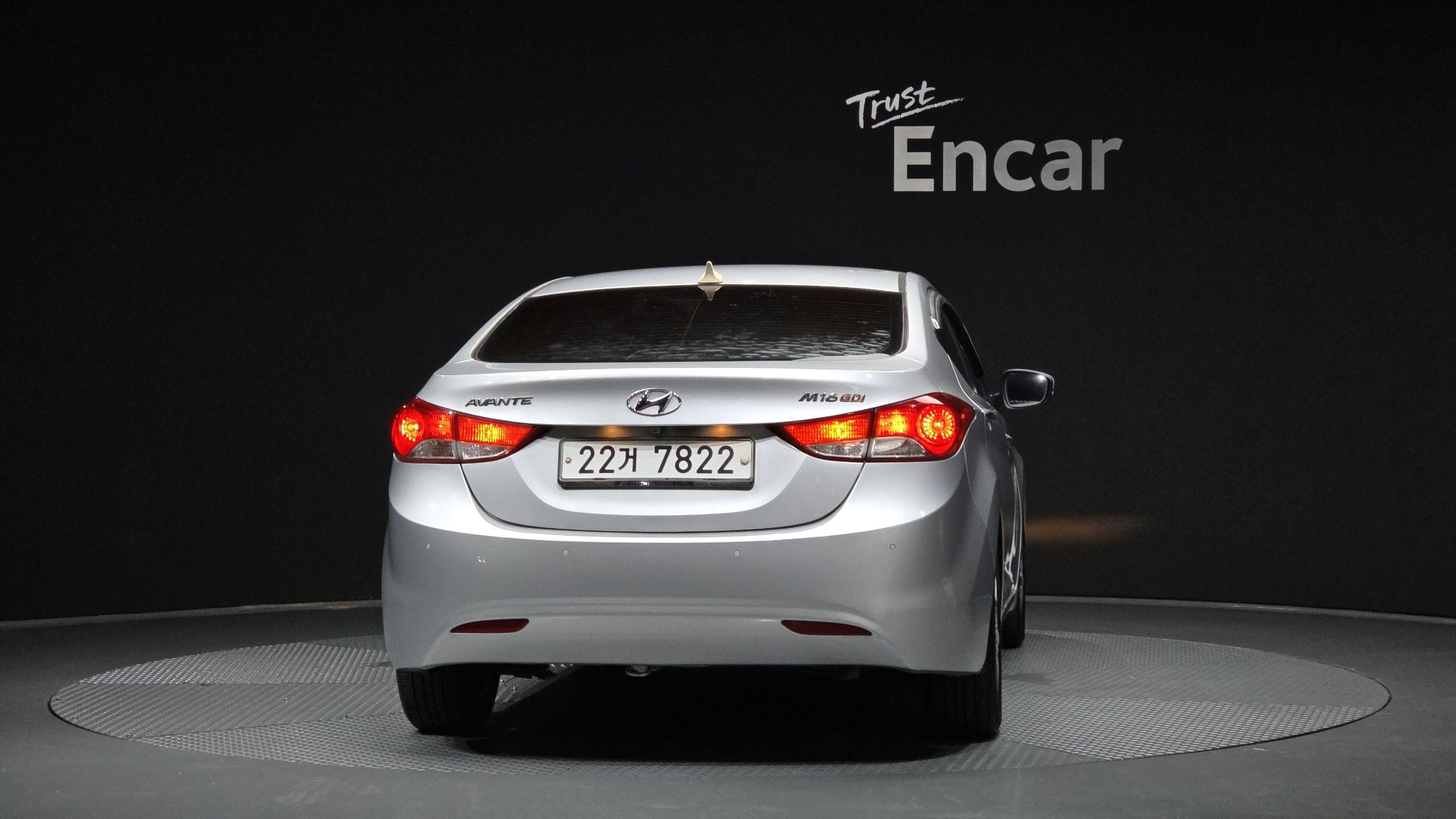 HYUNDAI AVANTE MD 2011