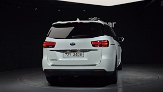 KIA CARNIVAL 2018