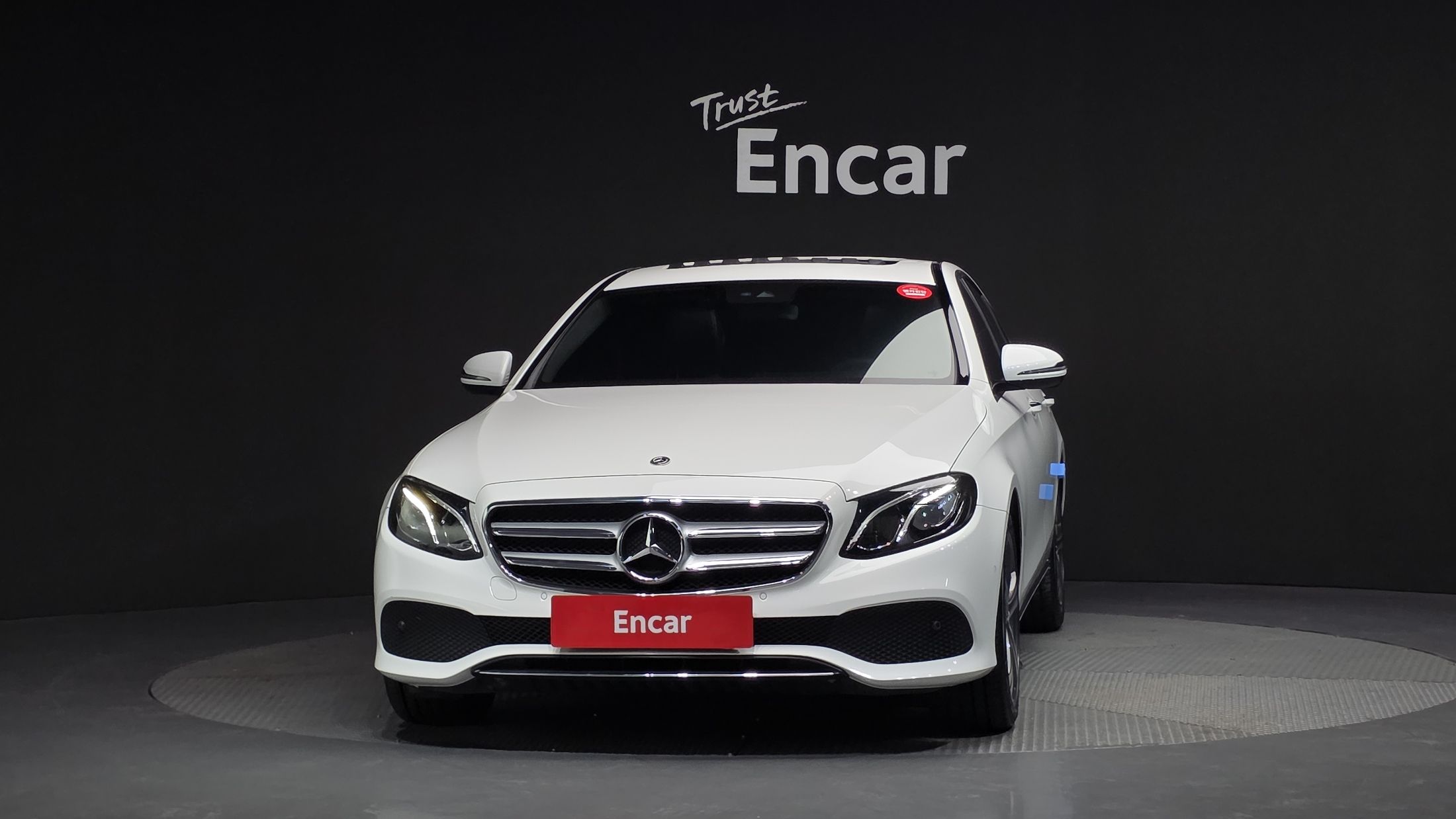 MERCEDES BENZ E-CLASS W213 2019