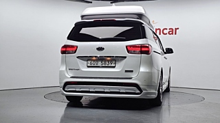 KIA CARNIVAL 2017