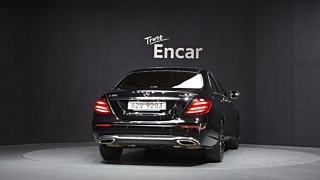 MERCEDES BENZ E-CLASS W213 2019