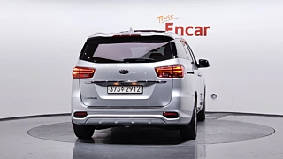 KIA CARNIVAL 2019