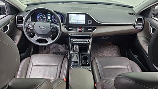 HYUNDAI GRANDEUR IG HYBRID 2017