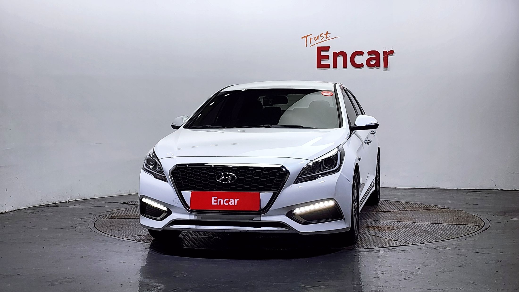 HYUNDAI LF SONATA HYBRID 2017