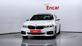 BMW 5-SERIES G30 2017