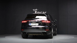 PORSCHE CAYENNE PO536 2021