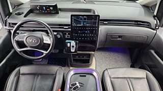 HYUNDAI STARIA 2023