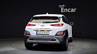HYUNDAI KONA 2021