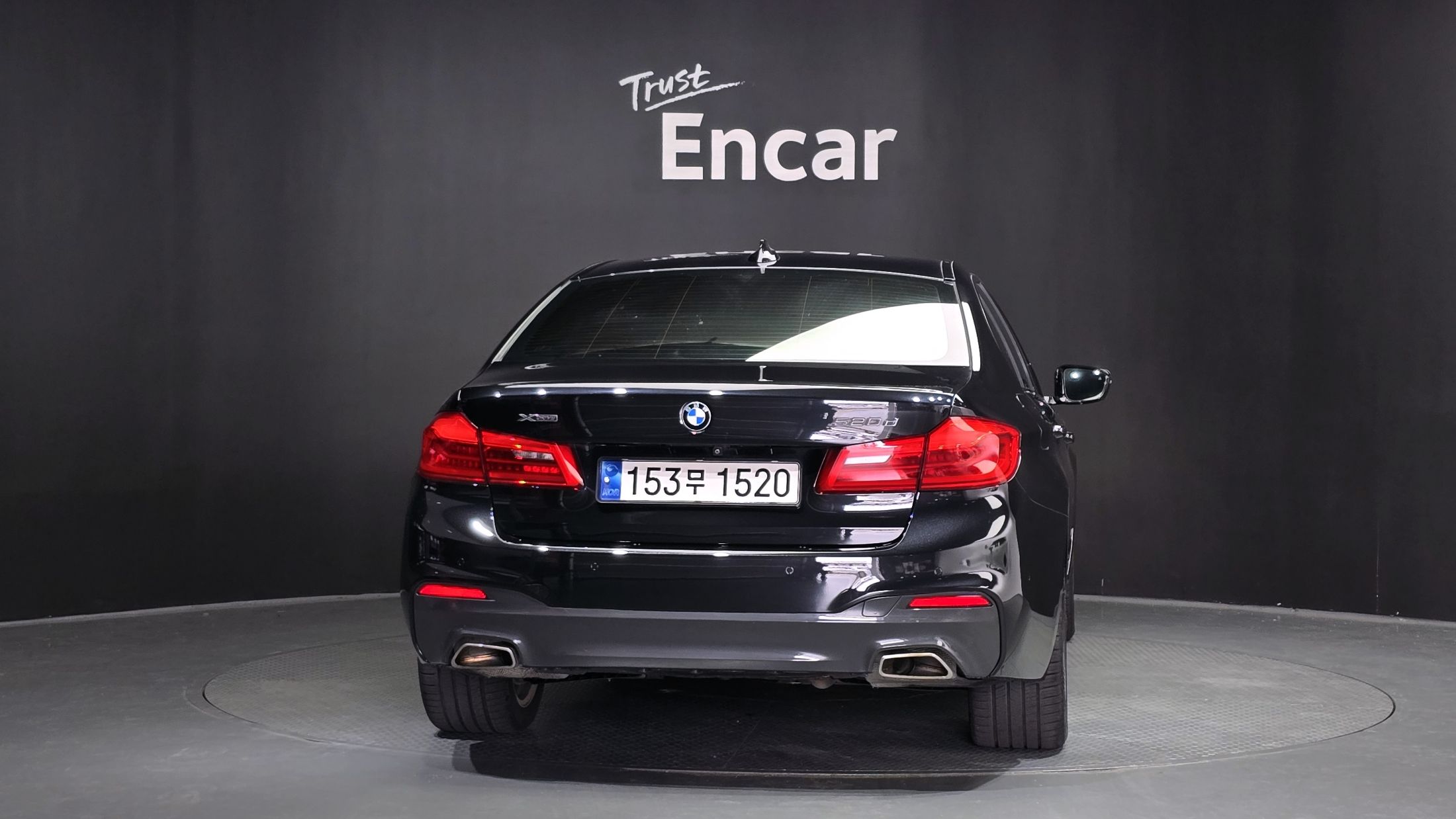 BMW 5-SERIES G30 2017