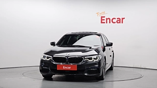 BMW 5-SERIES G30 2019