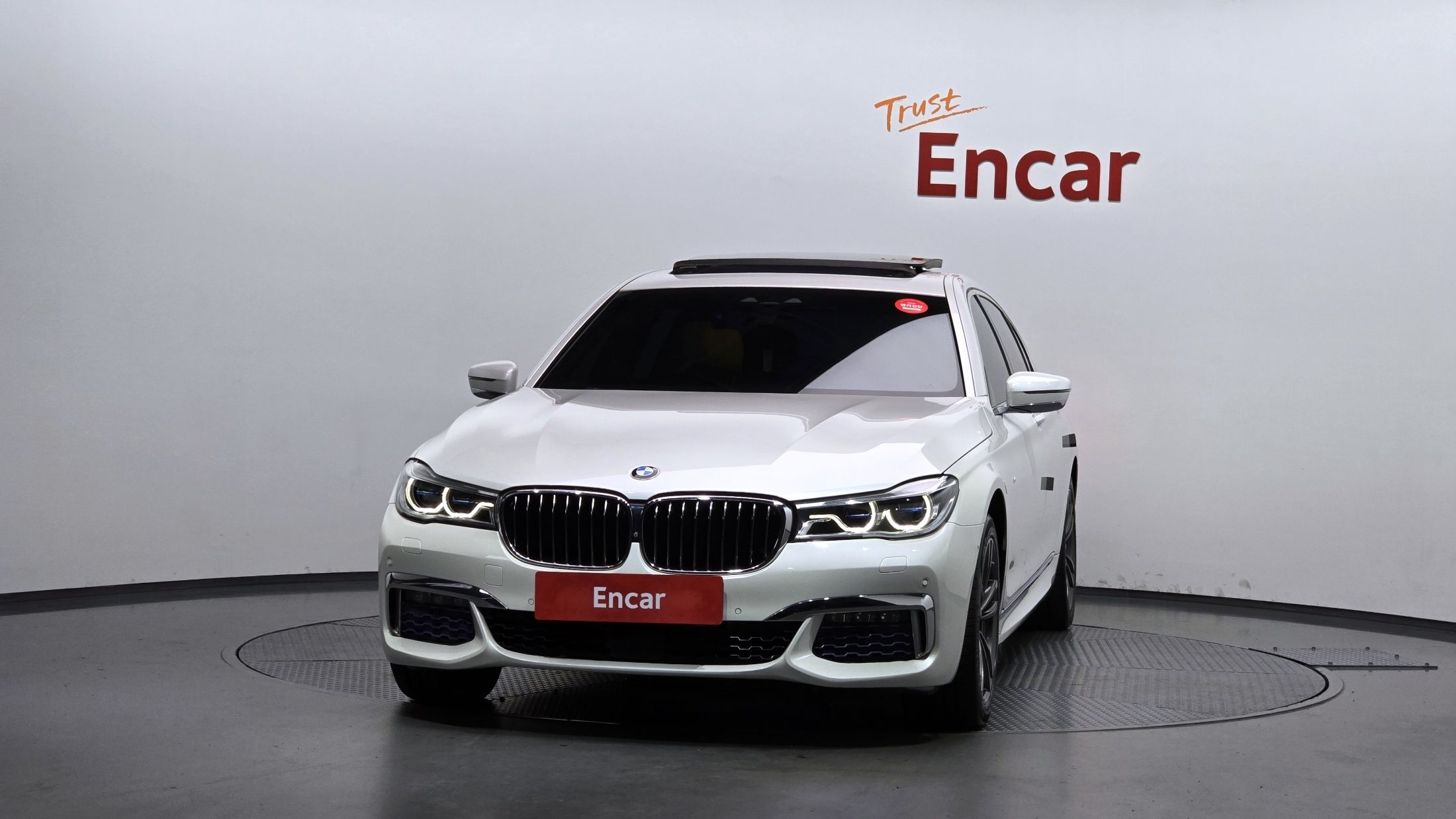 BMW 7-SERIES G11 2017