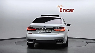 BMW 7-SERIES G11 2017
