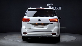 KIA CARNIVAL 2019