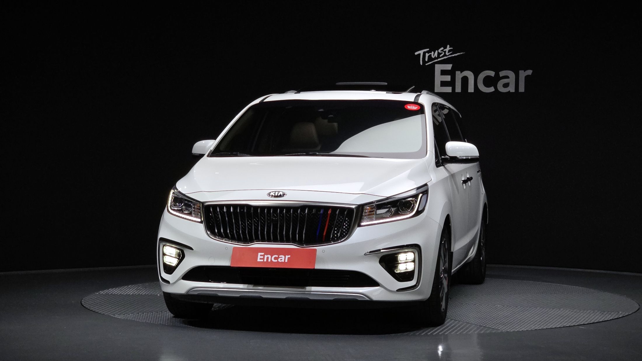 KIA CARNIVAL 2020