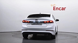 HYUNDAI AVANTE AD 2018
