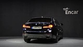 BMW 5-SERIES G30 2021