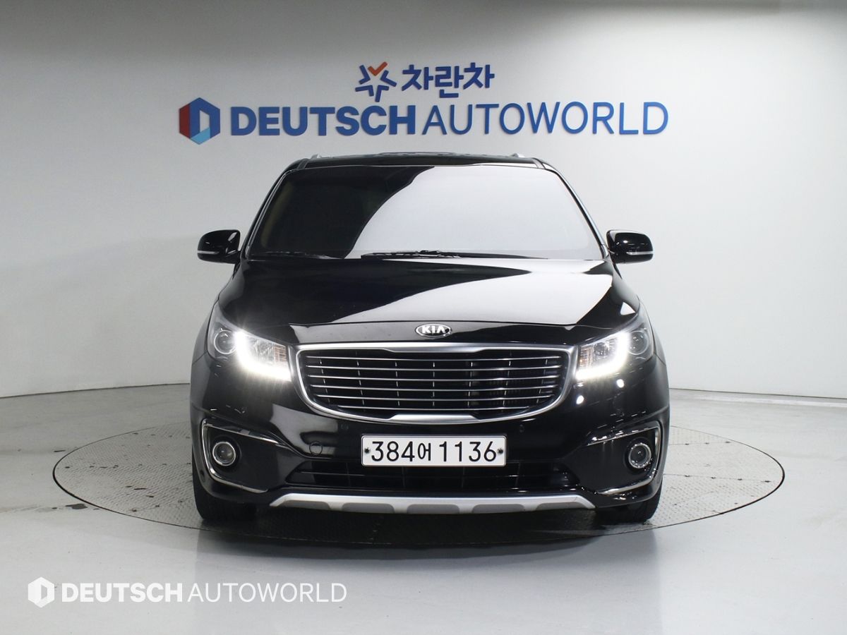 KIA CARNIVAL 2018