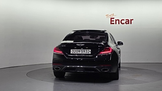 GENESIS G70 2018