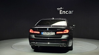 BMW 5-SERIES G30 2020