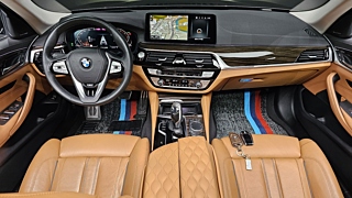 BMW 5-SERIES G30 2020